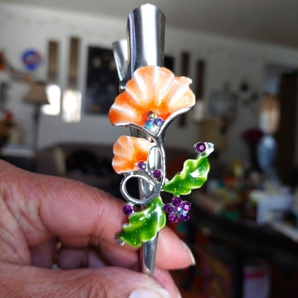 Lovely Floral Enamel 5" Hair Clip - Picture 1 of 8